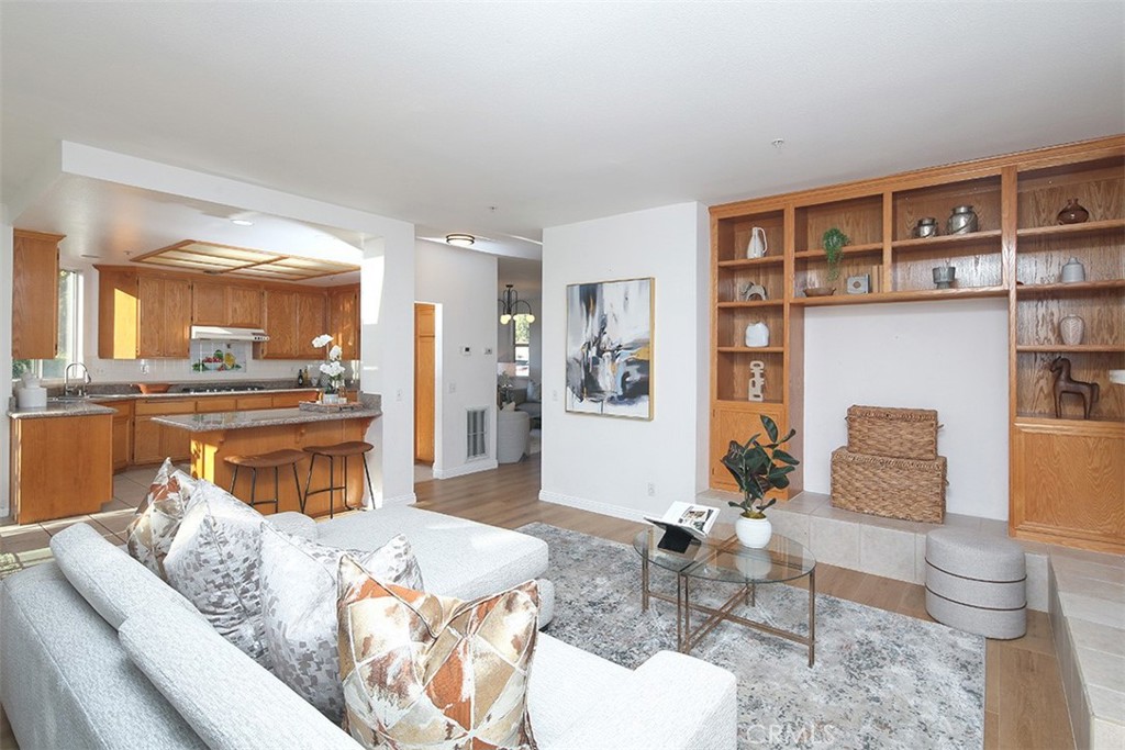 245 N Del Mar Avenue