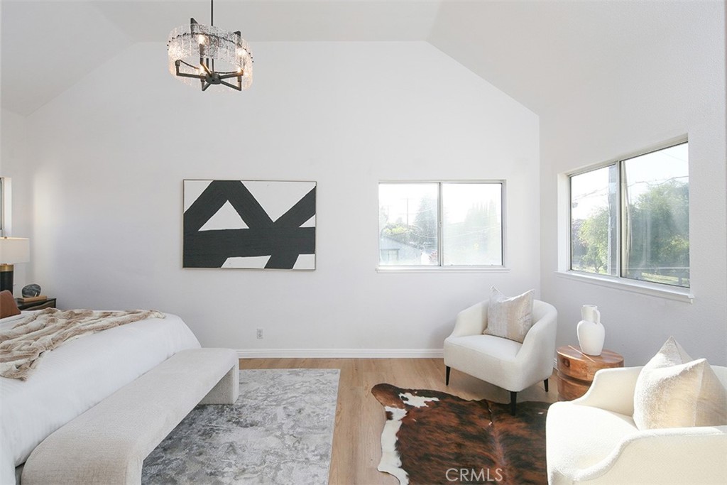 245 N Del Mar Avenue