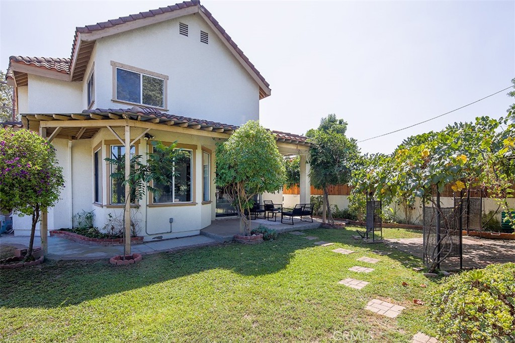 245 N Del Mar Avenue