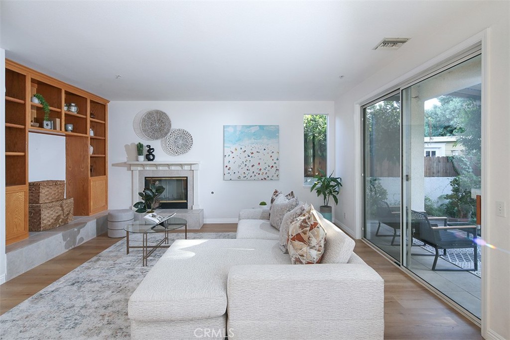 245 N Del Mar Avenue