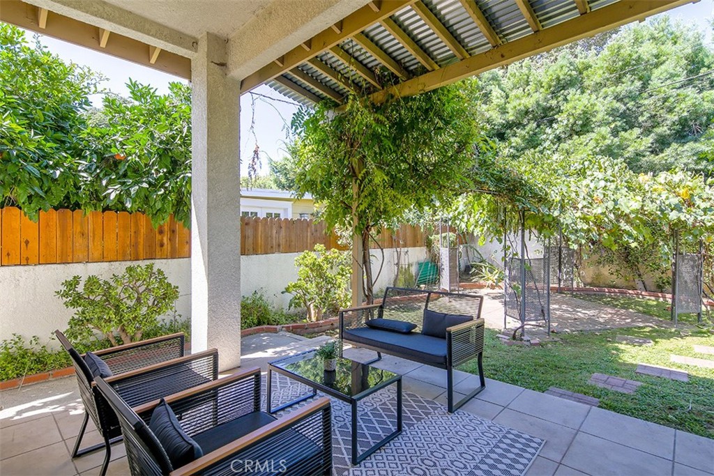 245 N Del Mar Avenue