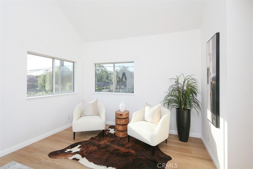 245 N Del Mar Avenue