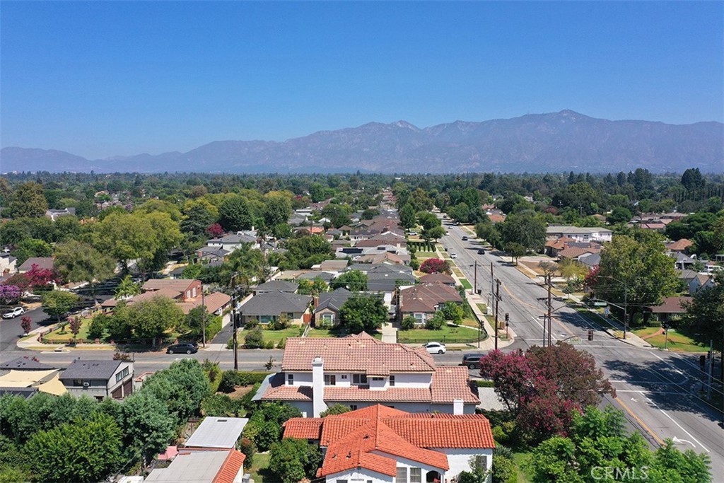 245 N Del Mar Avenue