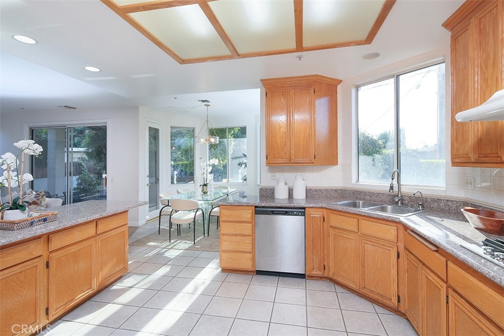 245 N Del Mar Avenue