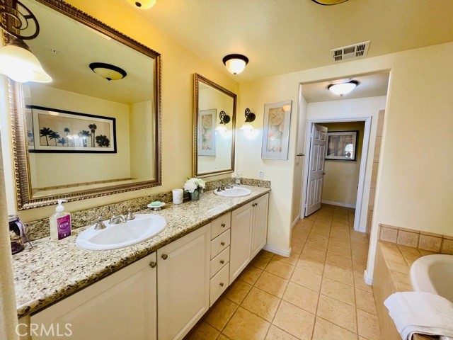 45245 Seeley Drive 17G