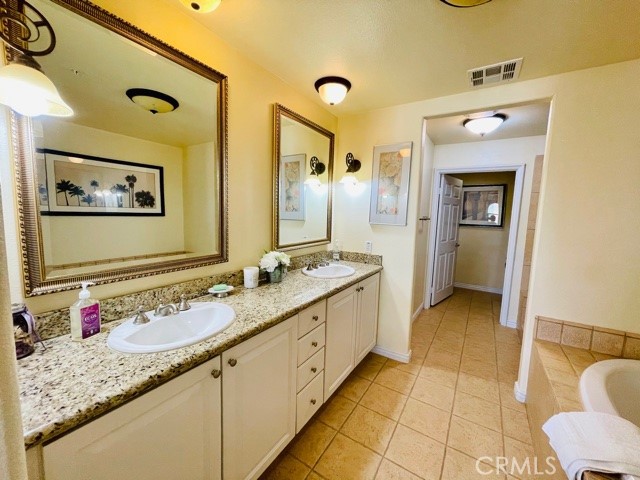 45245 Seeley Drive 17G