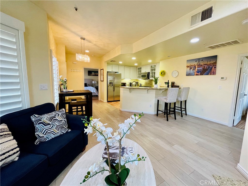 45245 Seeley Drive 17G
