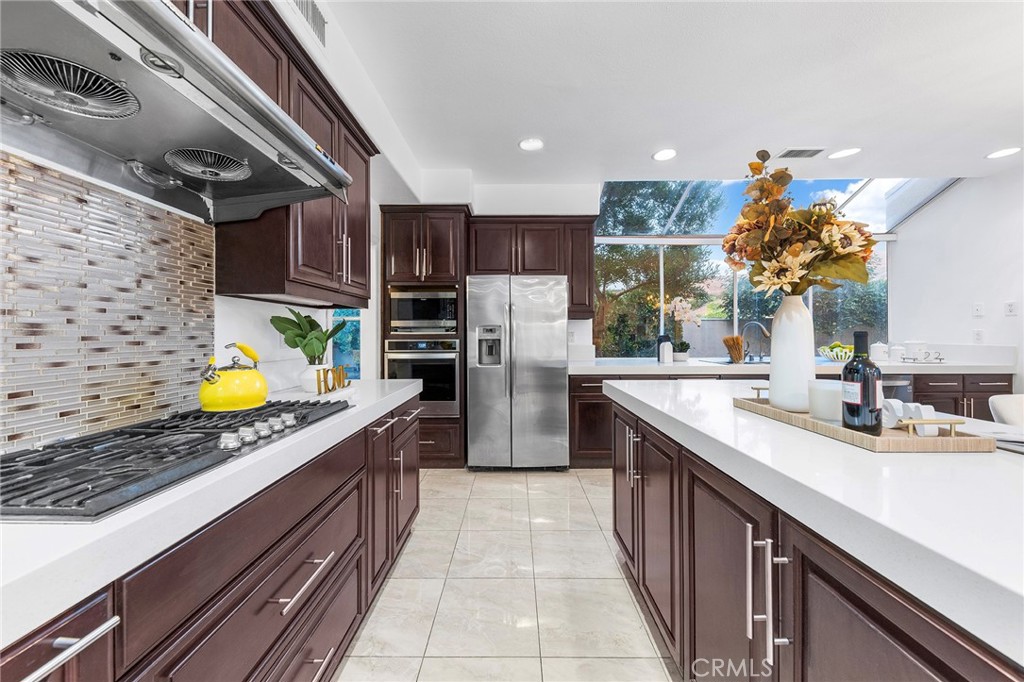 18157 Canterbury Court
