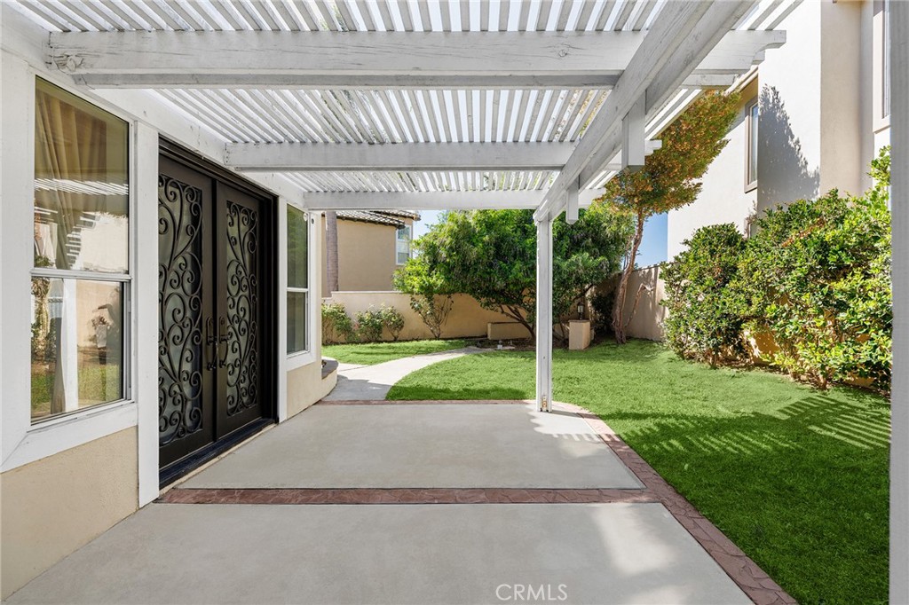 18157 Canterbury Court