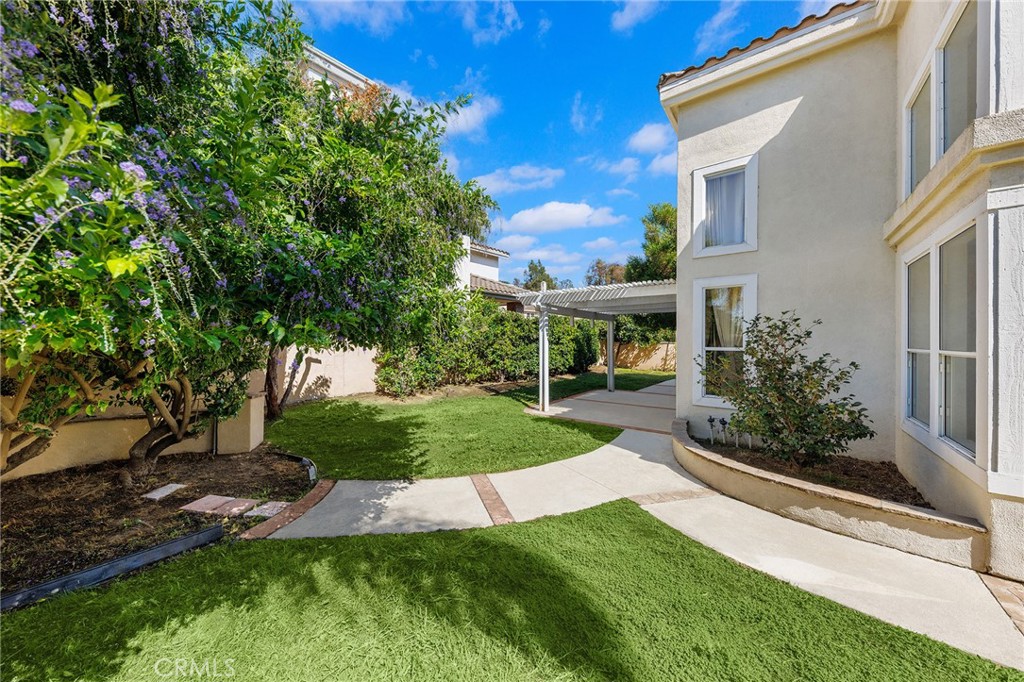 18157 Canterbury Court