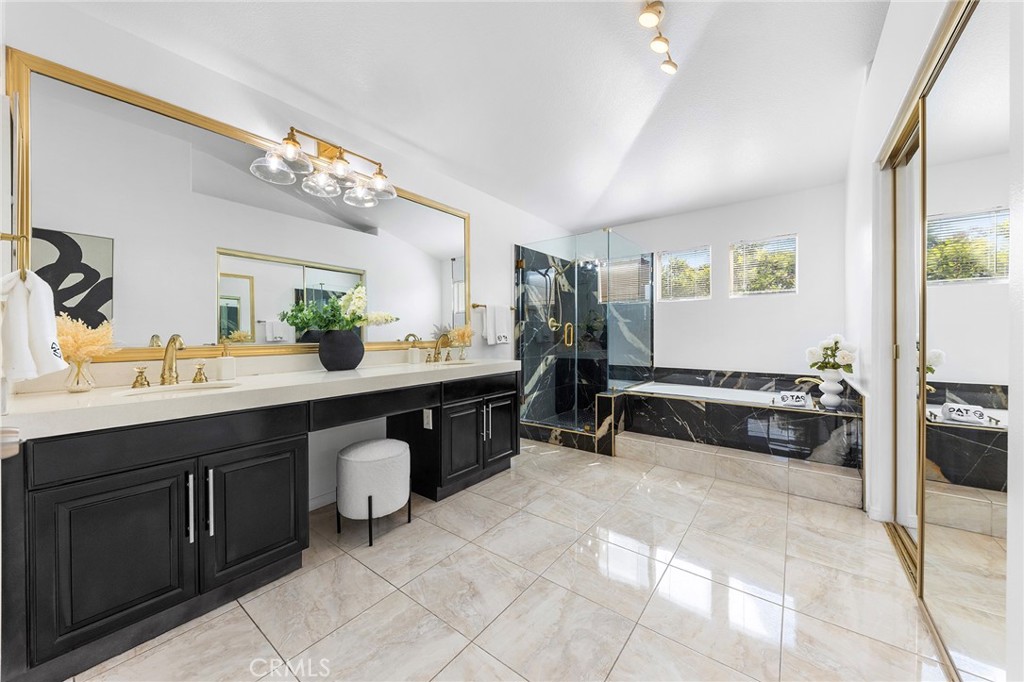 18157 Canterbury Court