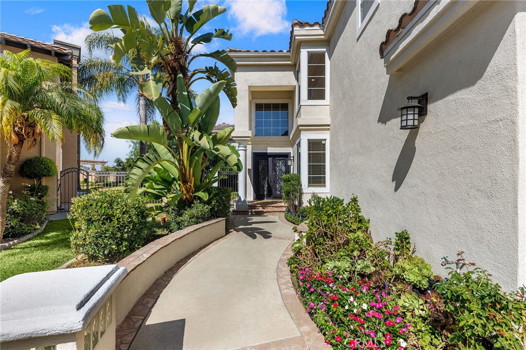 18157 Canterbury Court