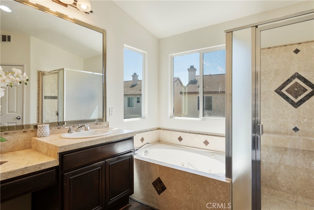 13669 Beaconsfield Lane