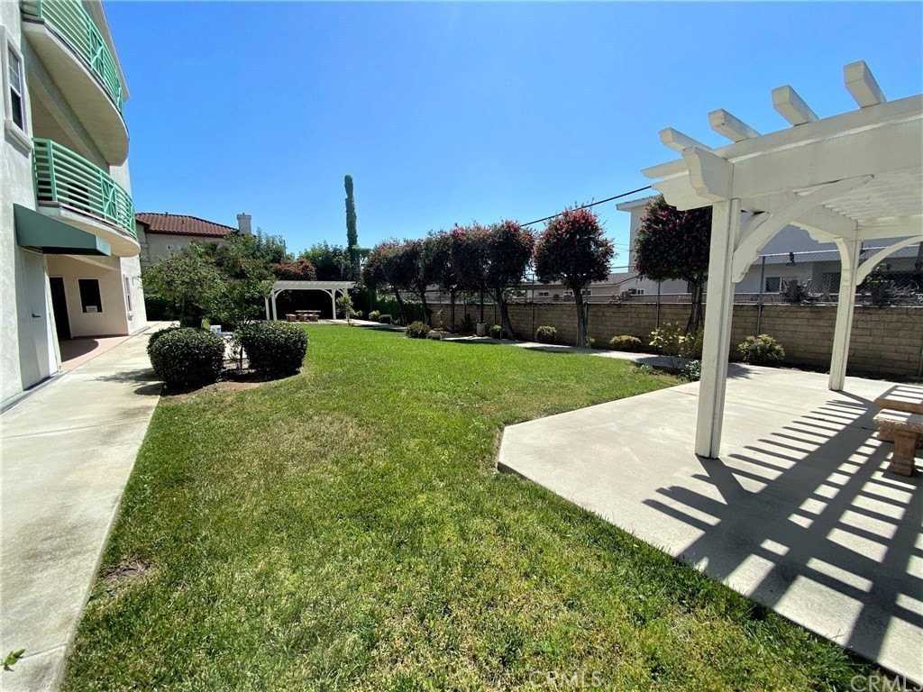 303 N Nicholson Avenue N 310