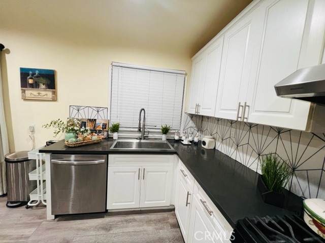308 W Saxon Avenue