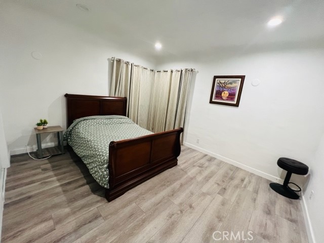 308 W Saxon Avenue