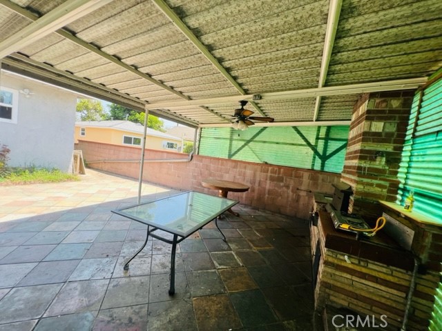 308 W Saxon Avenue