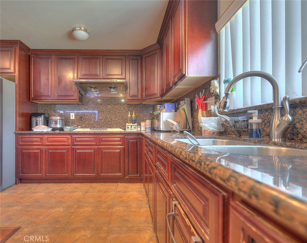 5048 Alessandro Avenue