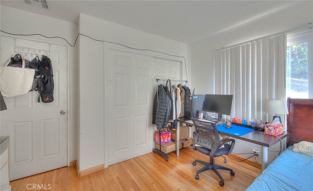 5048 Alessandro Avenue