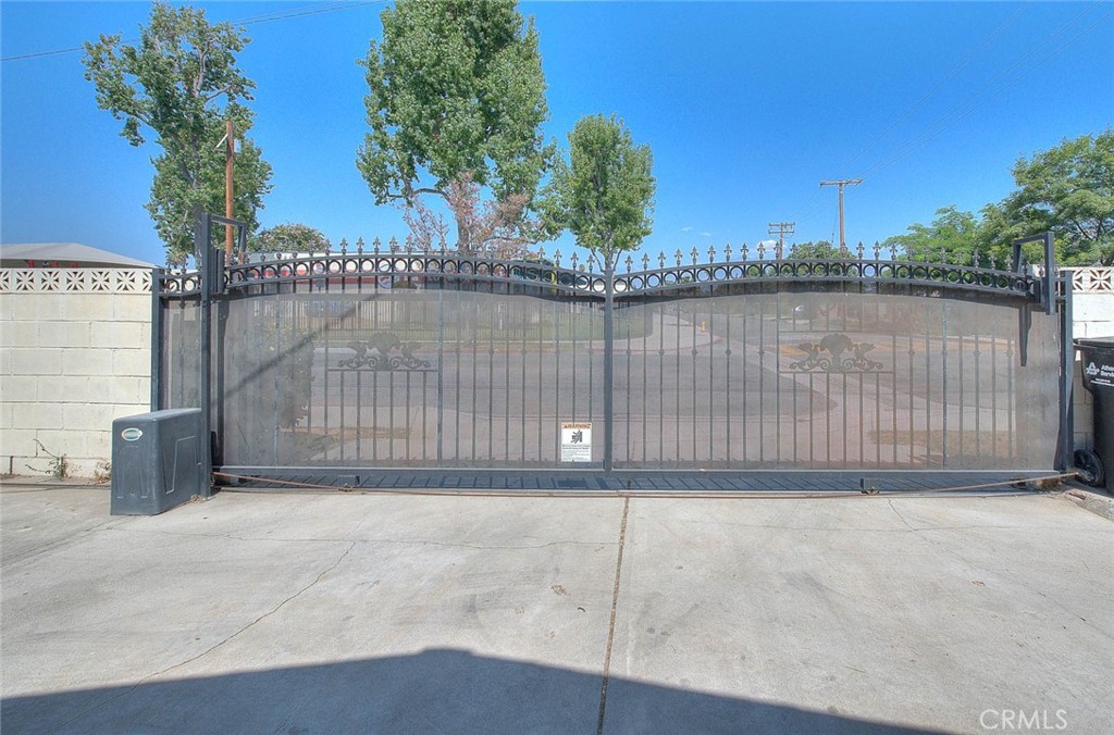 5048 Alessandro Avenue