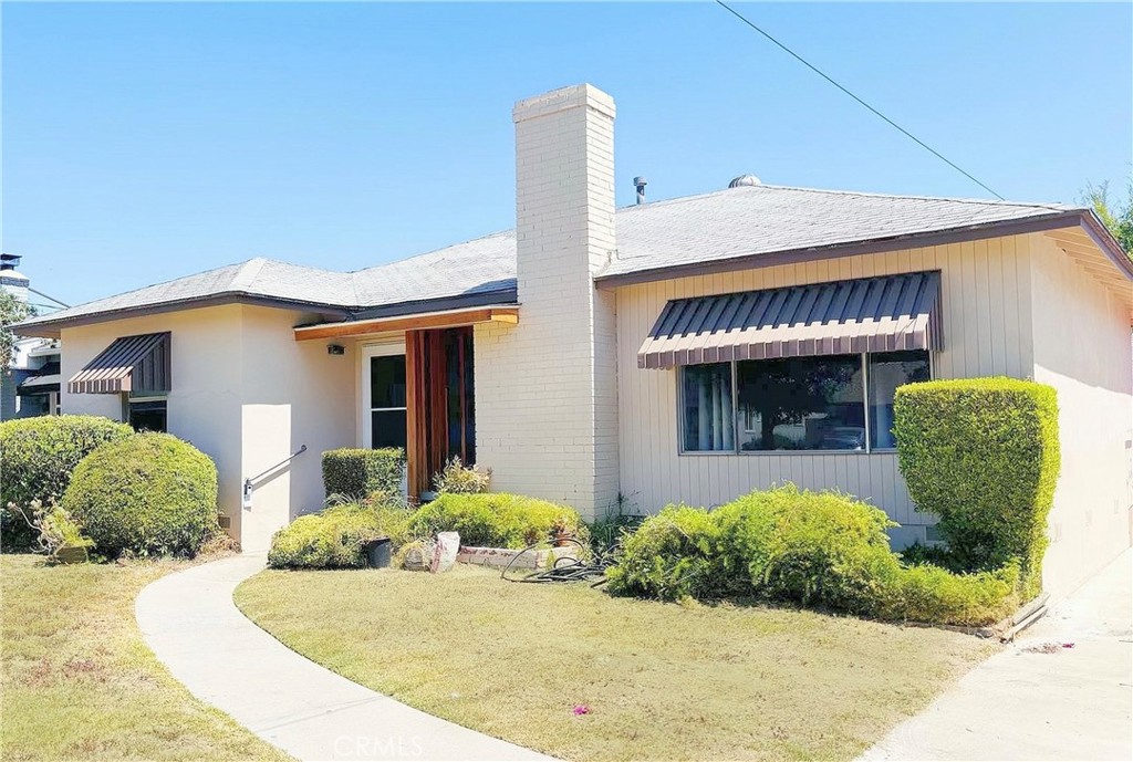 7140 N Muscatel Avenue