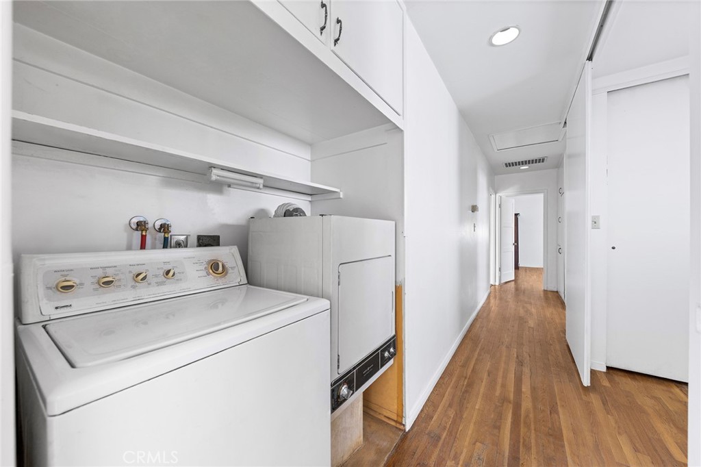 7140 N Muscatel Avenue