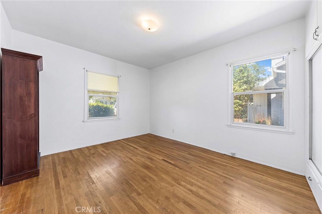 7140 N Muscatel Avenue