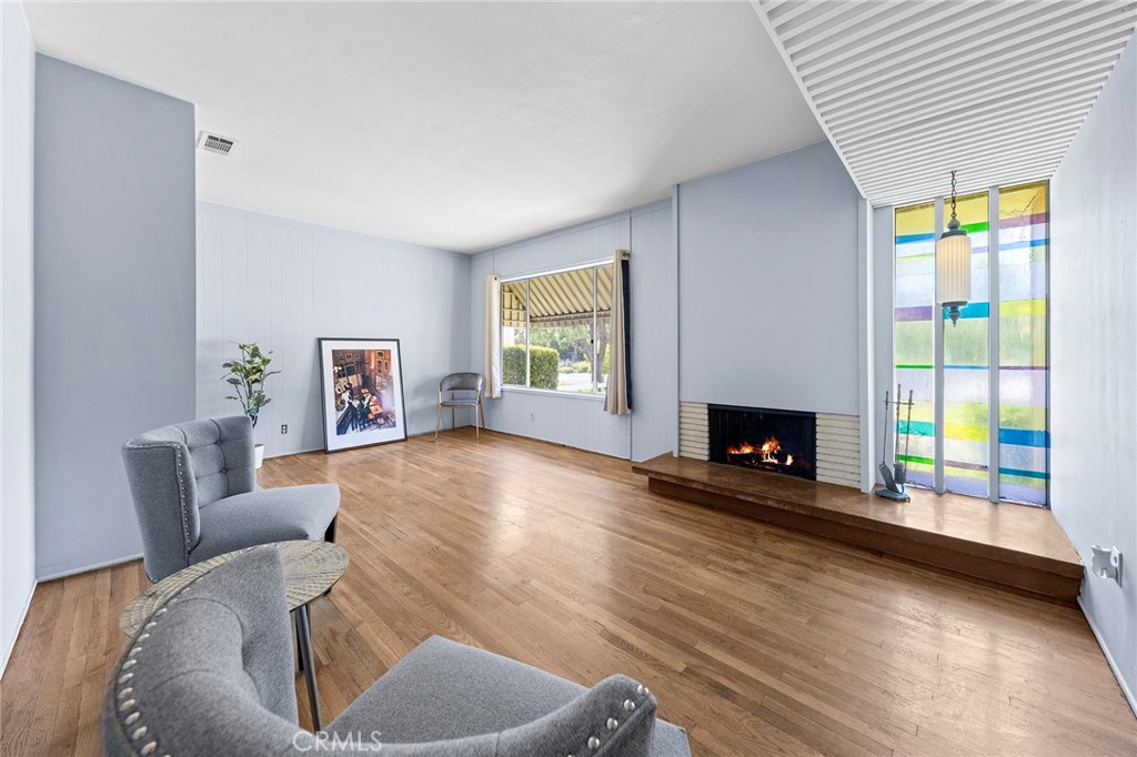 7140 N Muscatel Avenue