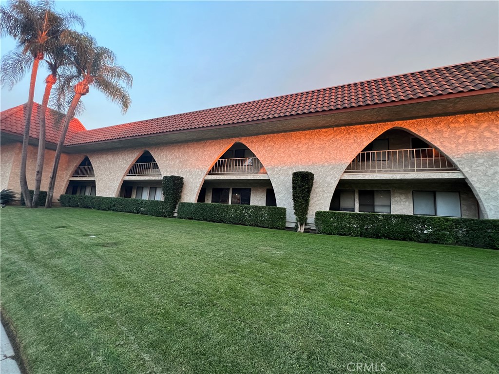 1000 Central Avenue 16