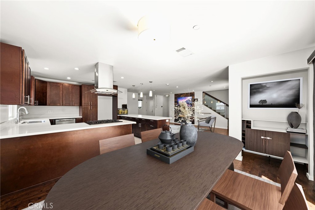 1360 Crest Vista Drive