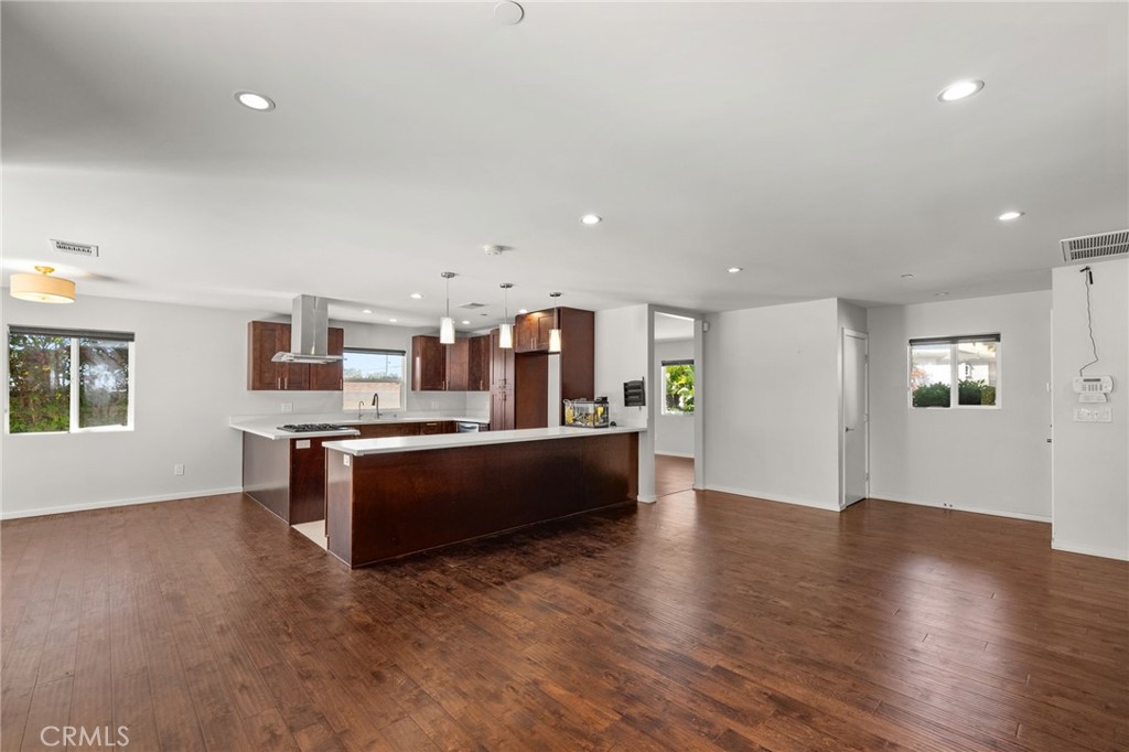 1360 Crest Vista Drive