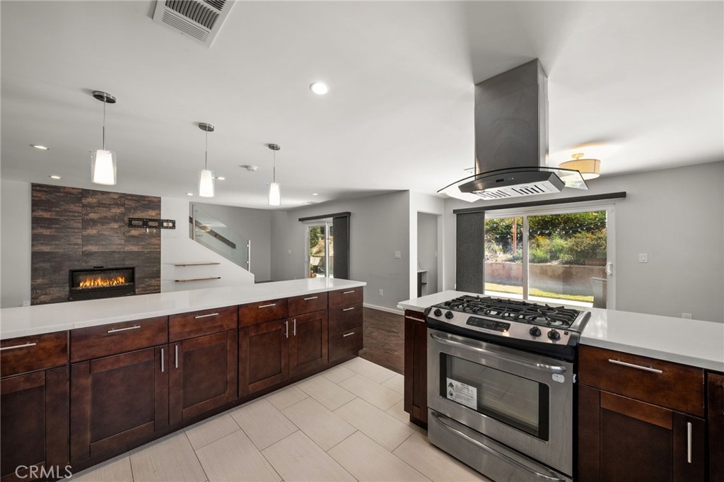 1360 Crest Vista Drive