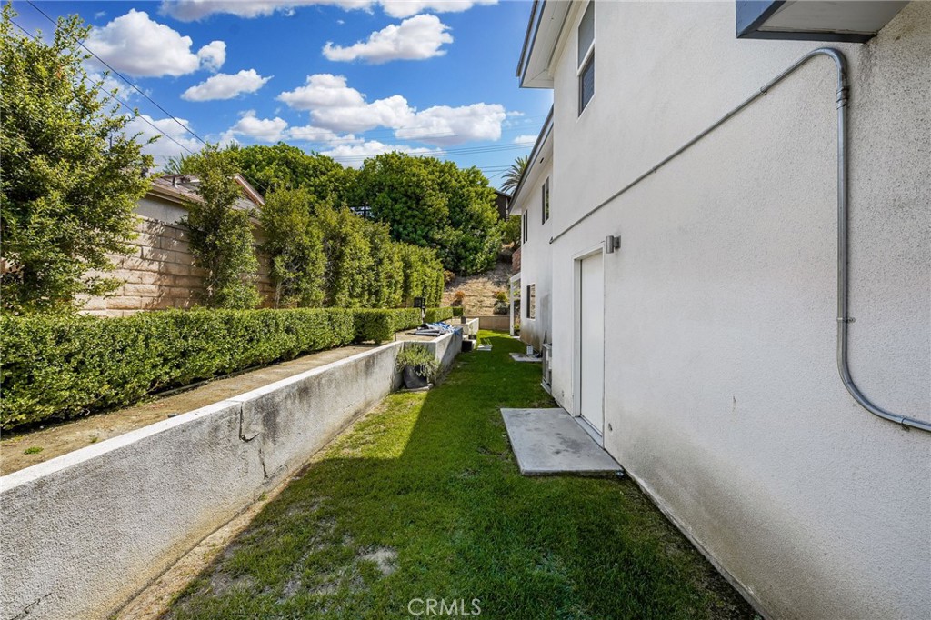 1360 Crest Vista Drive