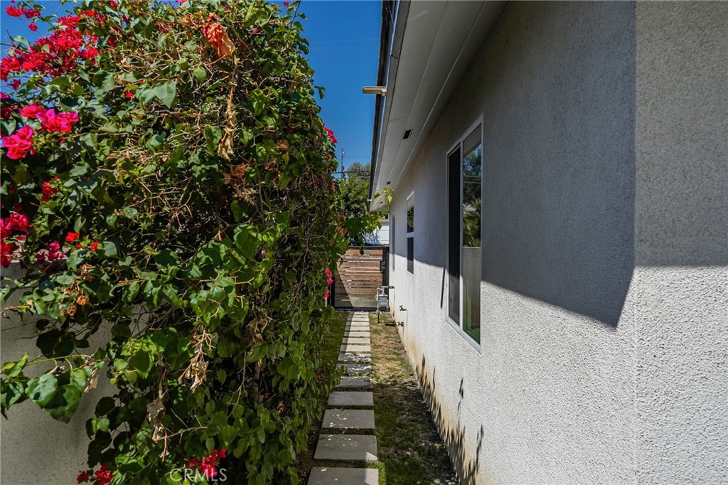 1360 Crest Vista Drive