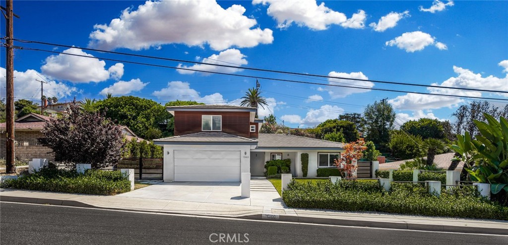 1360 Crest Vista Drive