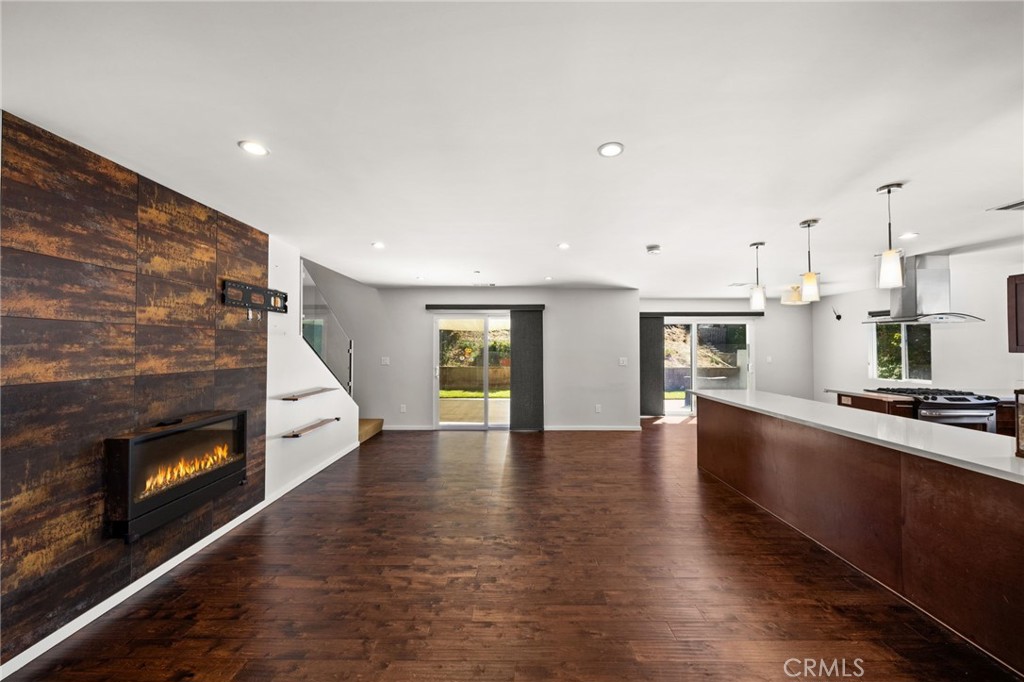 1360 Crest Vista Drive