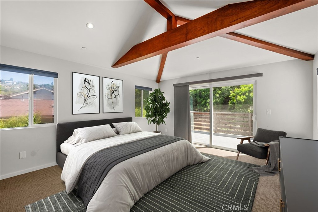 1360 Crest Vista Drive