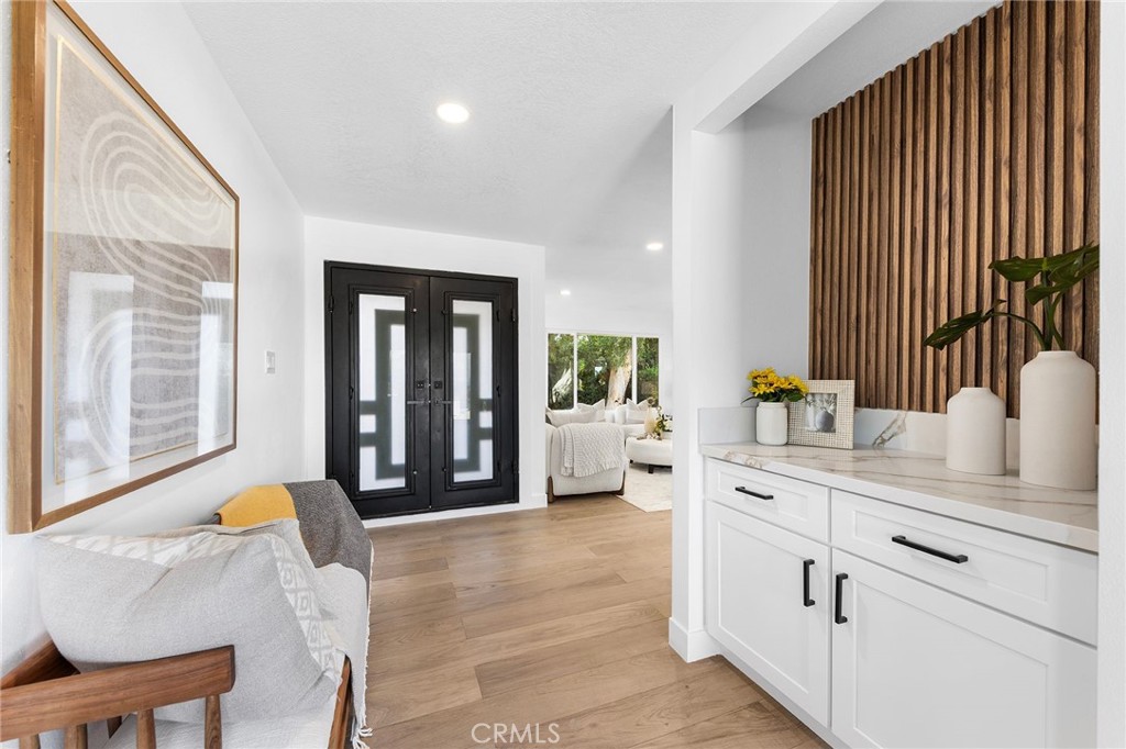 25241 Via Piedra Blanca