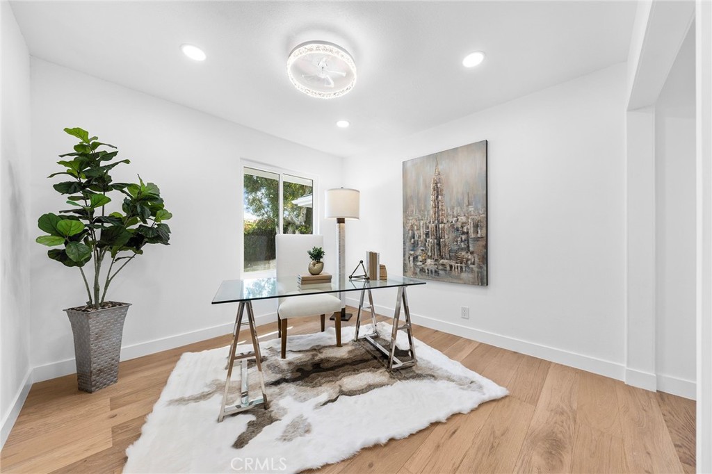 25241 Via Piedra Blanca