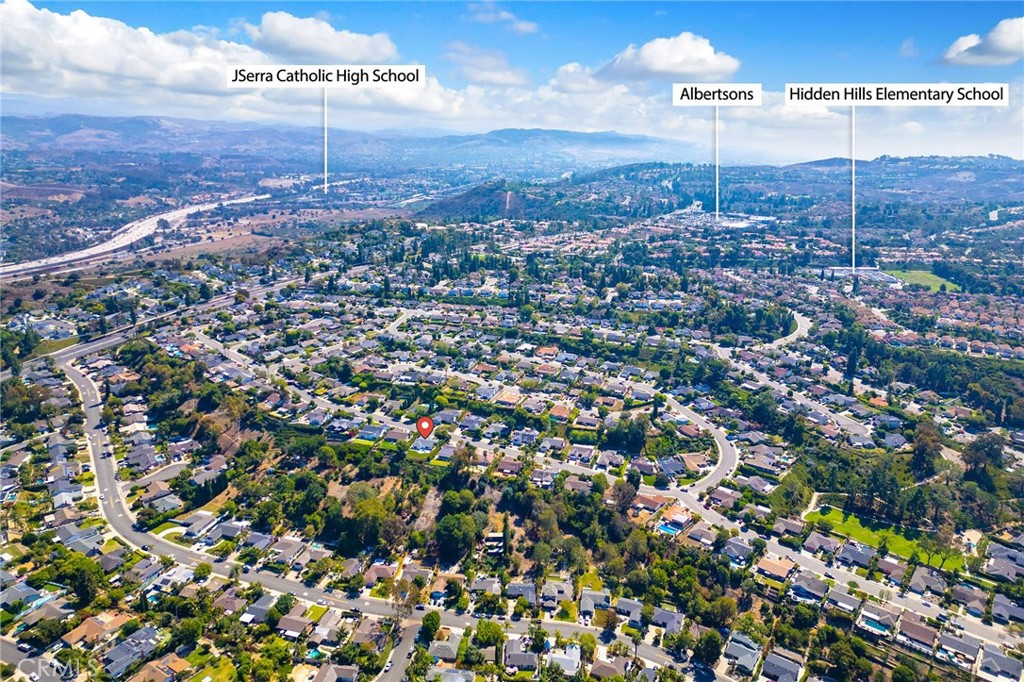 25241 Via Piedra Blanca