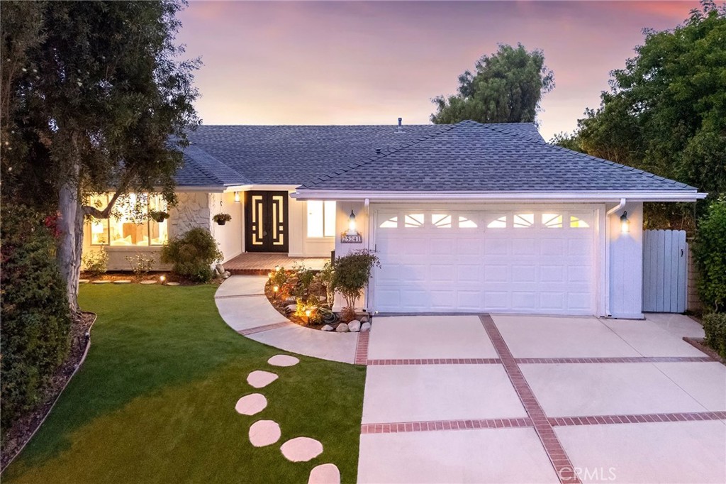 25241 Via Piedra Blanca