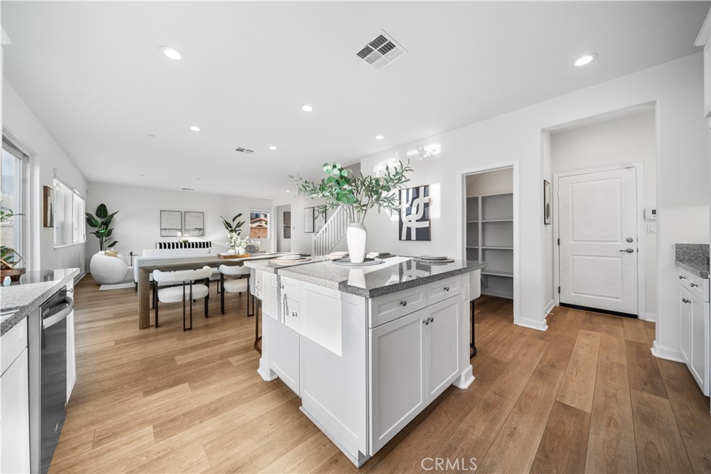 6340 Bluestone Way