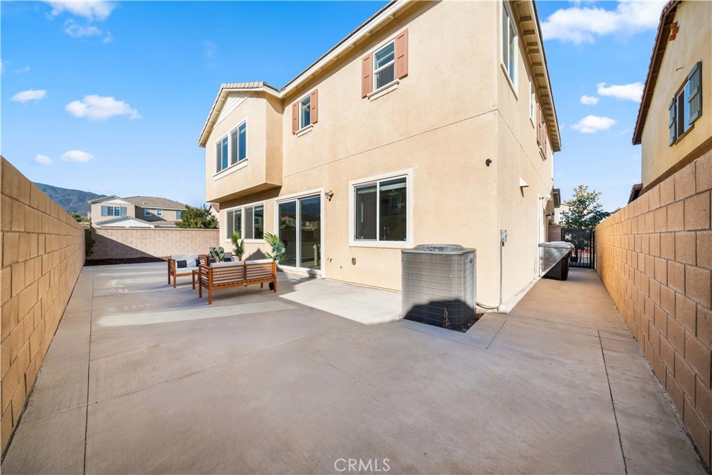 6340 Bluestone Way