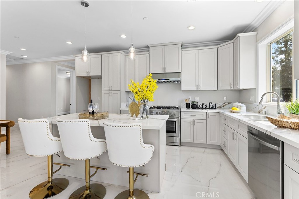 744 S Glendora Avenue