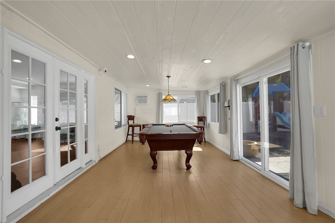 15 Hunter Point Road