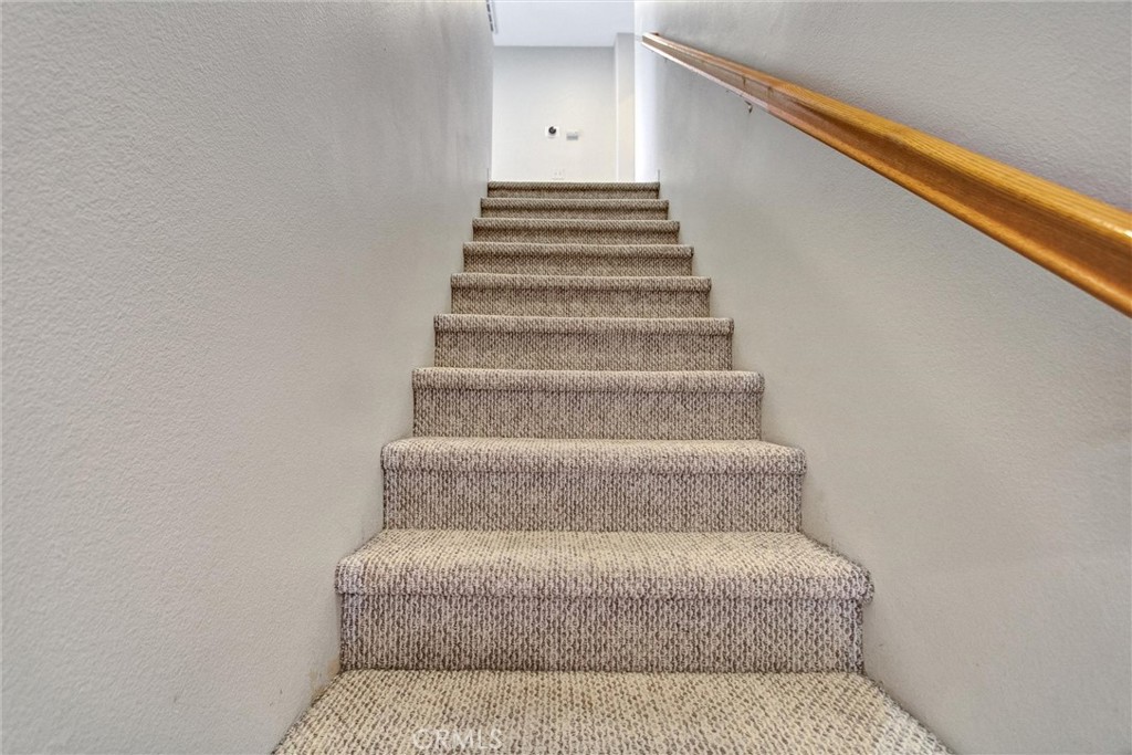 761 S Woodberry Lane