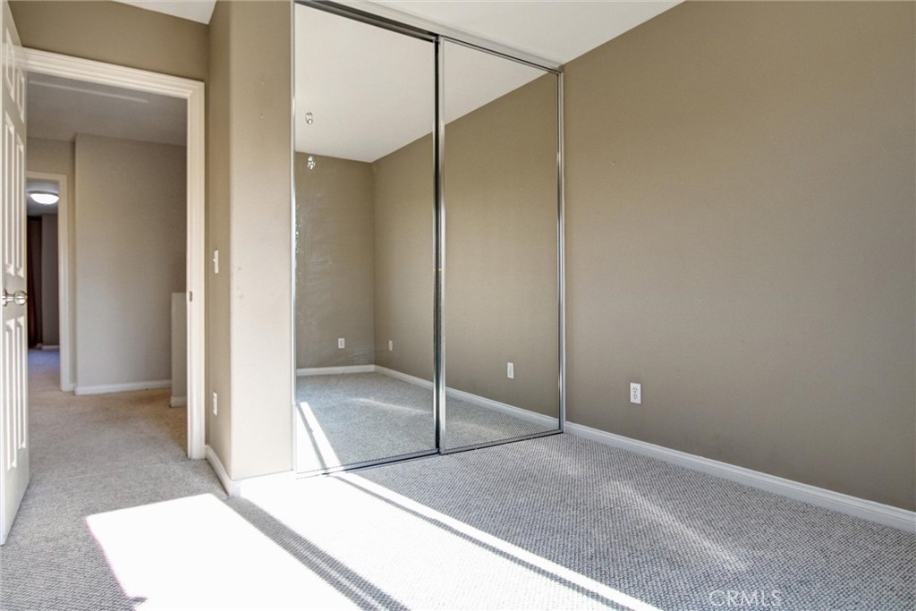 761 S Woodberry Lane