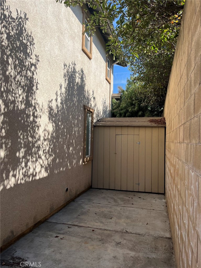 761 S Woodberry Lane