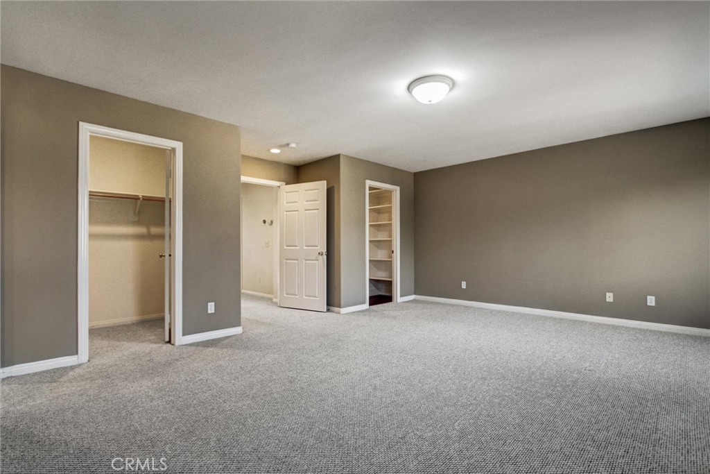 761 S Woodberry Lane