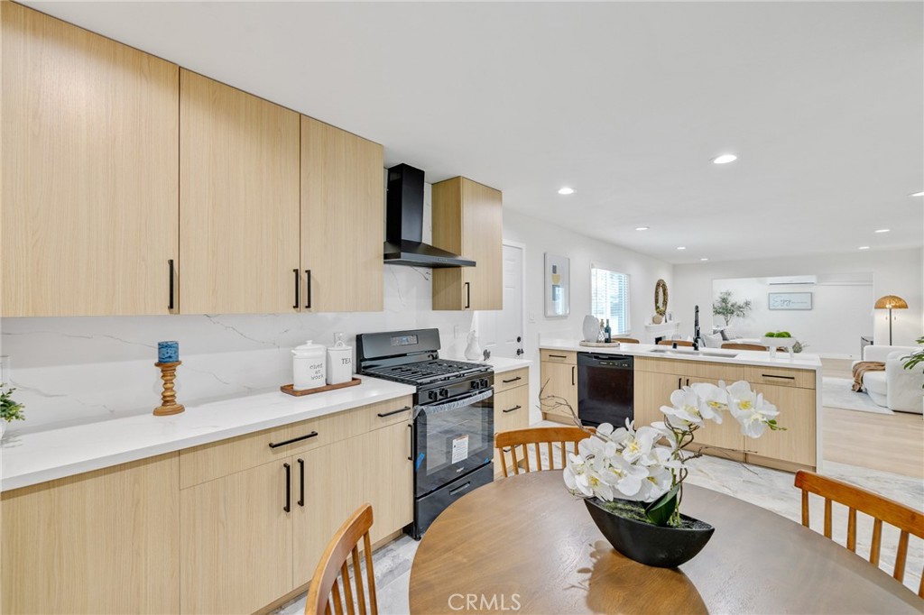 1052 E Galatea Street